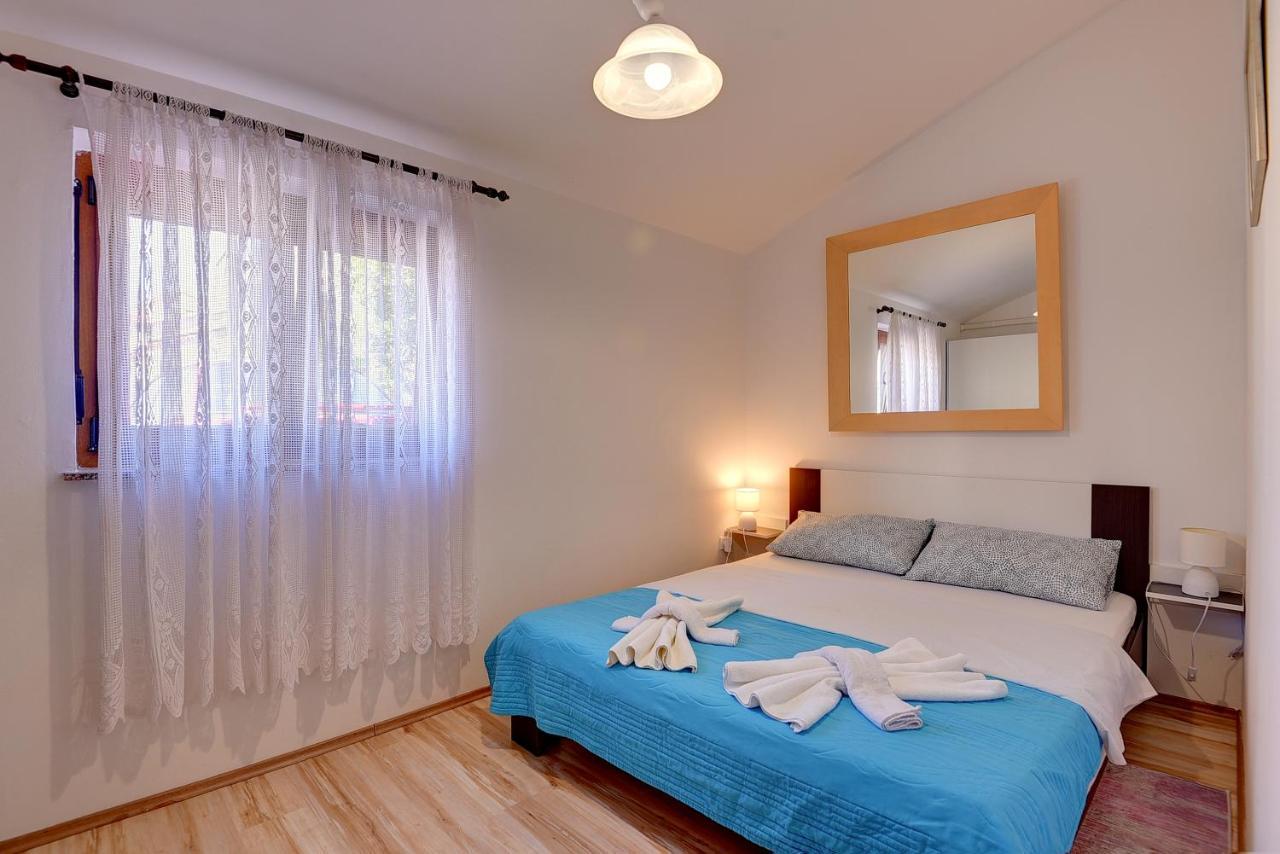 Holiday Home Jasminka Medulin Exterior photo